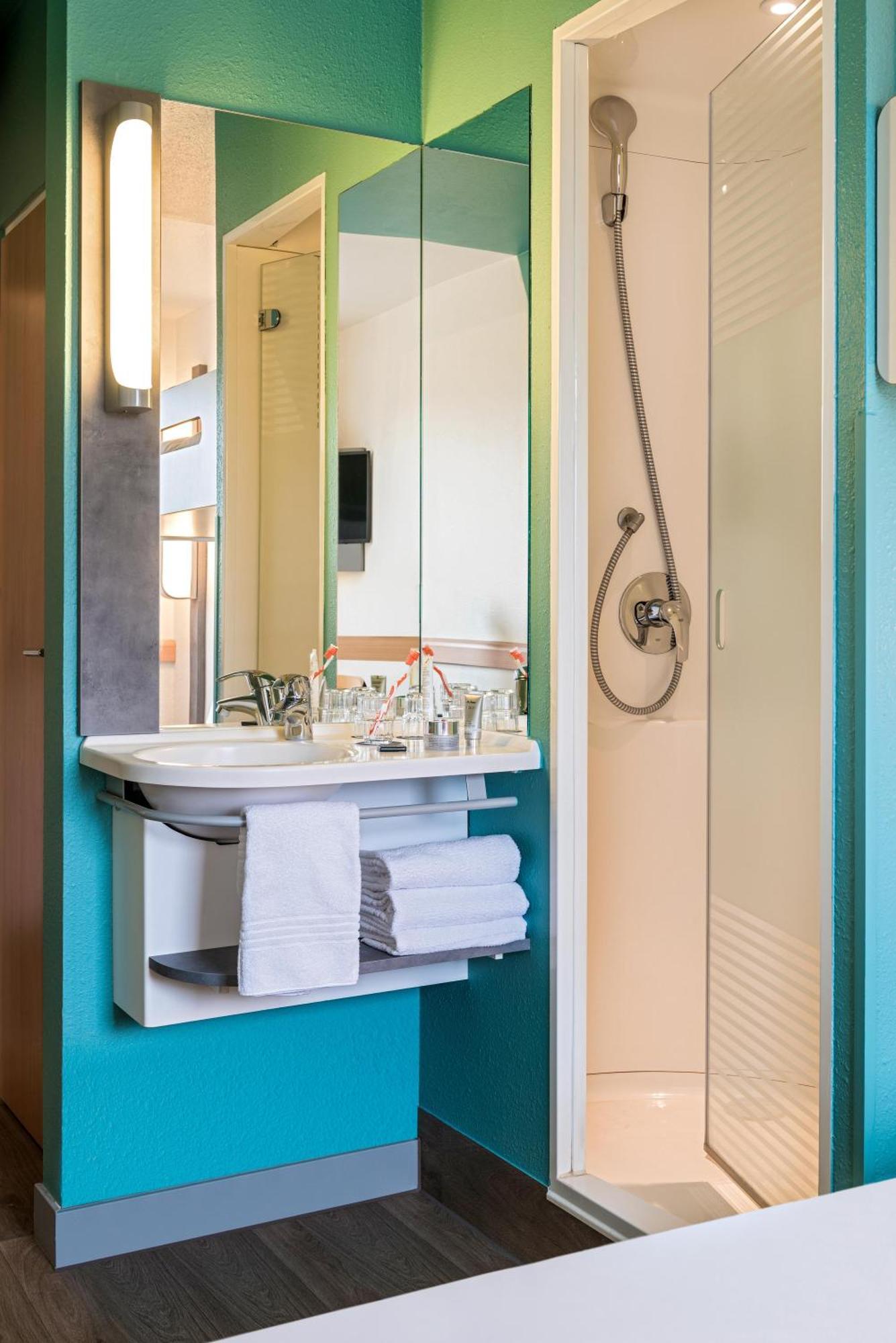 B&B Hotel Regensburg-Ost Екстер'єр фото